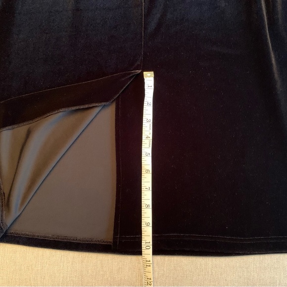 Black Velvet Maxi Skirt for Women, Elastic Waistband, Holiday Classic - Picture 6 of 8